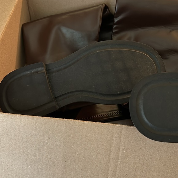 The Frankie Shop Jamie Over the Knee Boots - Picture 7 of 10